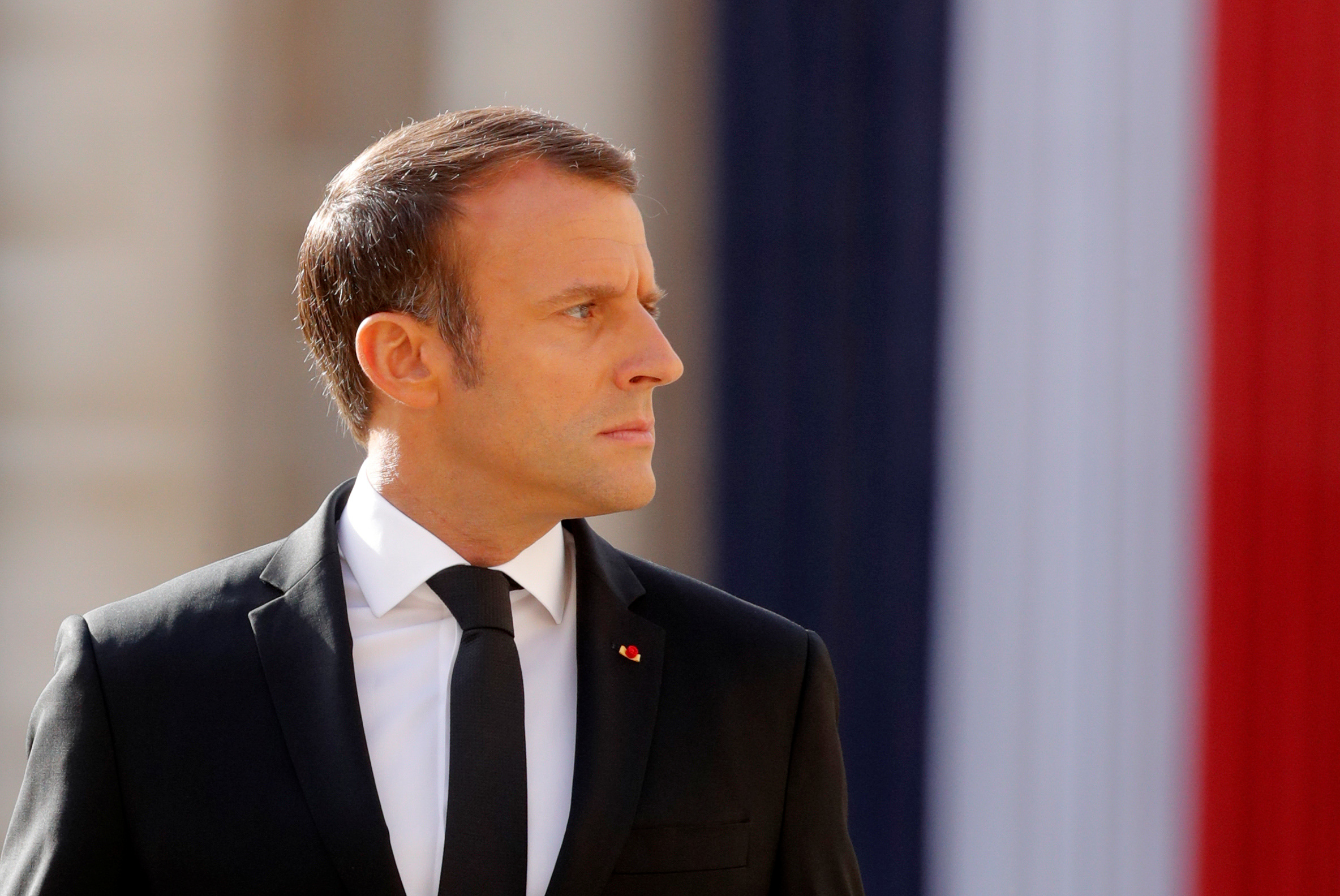 macron-plaide-pour-un-retrait-du-soudan-de-la-liste-noire-americaine macron-plaide-pour-un-retrait-du-soudan-de-la-liste-noire-americaine
