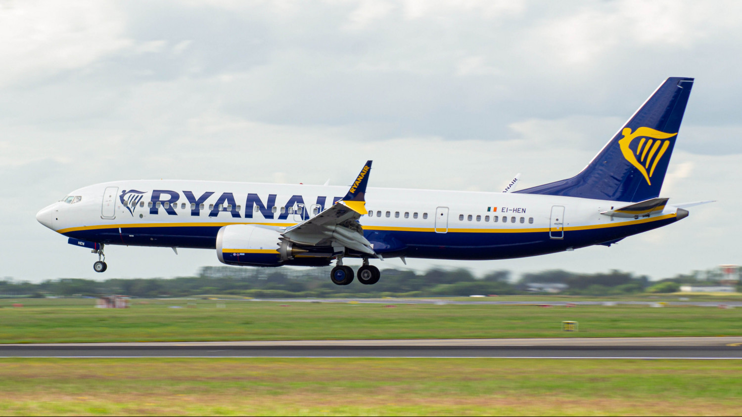 boeing 737 max 8200 ryanair 20220111064313 