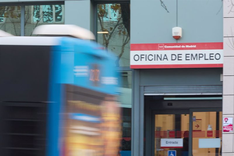 El paro cae al 10,29%, mínimos de 2008, y España supera los 22 millones de trabajadores