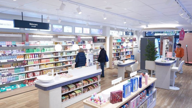 ep dia vende su cadena de perfumerias clarel a c2 private capital ep dia vende su cadena de perfumerias clarel a c2 private capital