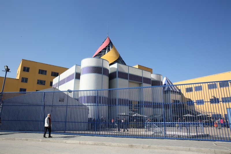ep el centro de internamiento de extranjeros cie de aluche madrid