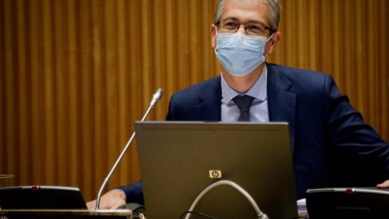 ep el gobernador del banco de espana pablo hernandez de cos en el congreso ep el gobernador del banco de espana pablo hernandez de cos en el congreso