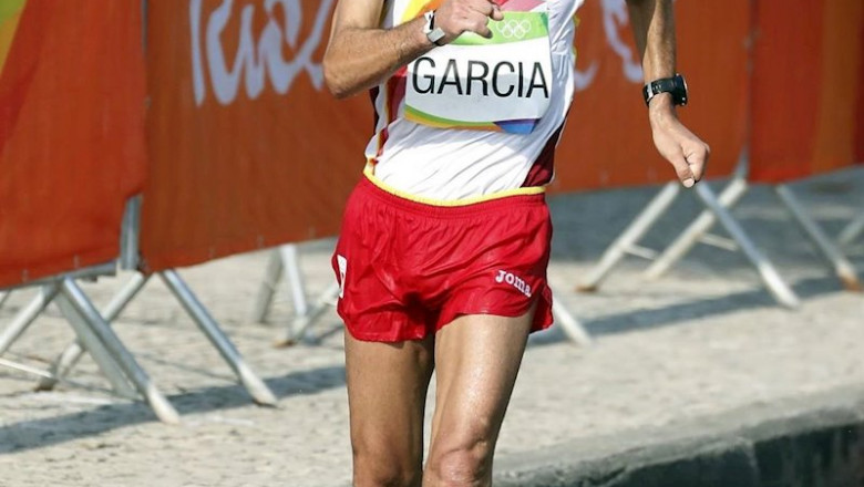 ep el marchador jesus angel garcia bragado en la prueba de 50 kilometros de los juegos olimpicos de