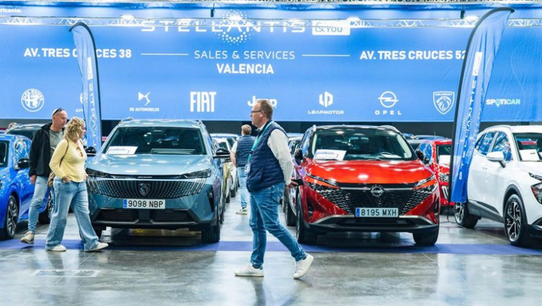 El mercado de ocasión afronta en 2026 el impacto en diferido de la crisis de semiconductores | FERIA AUTOMÓVIL VALÈNCIA ep el mercado de ocasion afronta en 2026 el impacto en diferido de la crisis de semiconductores