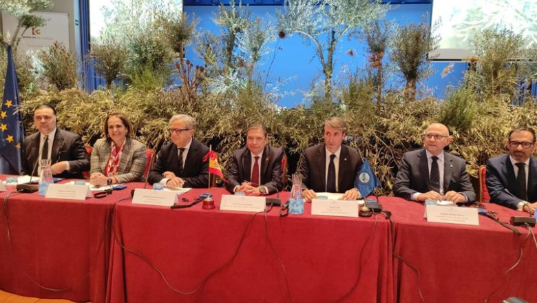 ep el ministro de agricultura pesca y alimentacion luis planas centro participa en la celebracion