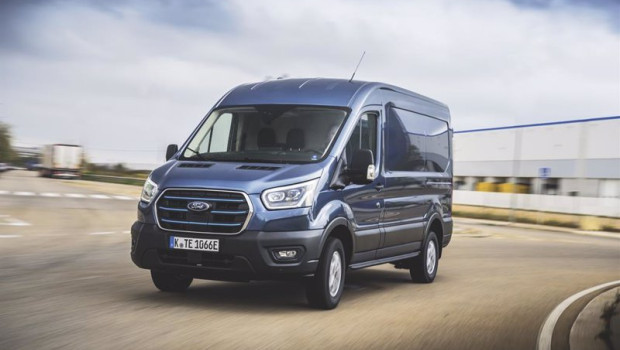 ep la furgoneta ford e transit es la mas vendida en espana de su segmento en 2023 con un 55 de cuota