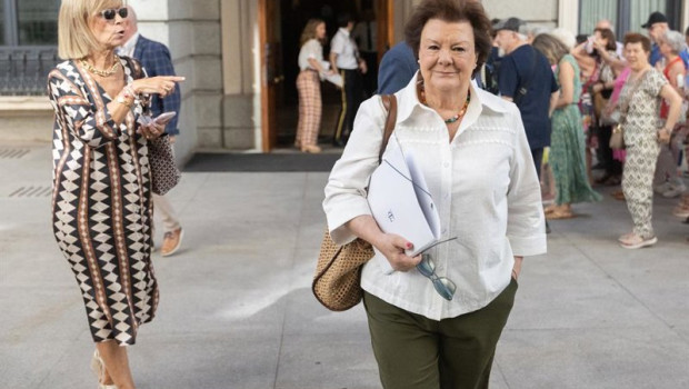ep la presidenta del tribunal de cuentas enriqueta chicano d a su llegada a la comision mixta para