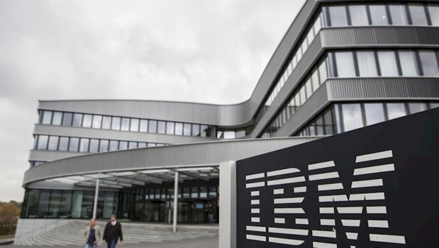 Silas Stein/dpa - Archivo ep logo de ibm en sus oficinas de ehningen alemania
