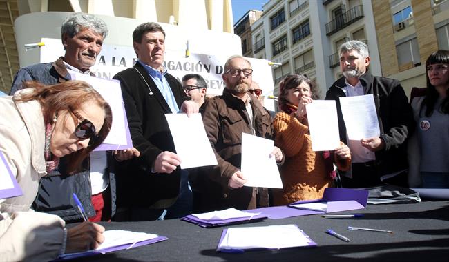 Los padre de Diana Quer, Mari Luz Cortés y Marta del Castillo en Sevilla | EUROPA PRESS ep los padrediana quer mari luz cortesmartacastillosevilla