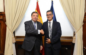 ep luis planas revisa cuestionesmedio ambientedirector ejecutivoconsejo oleicola internacional