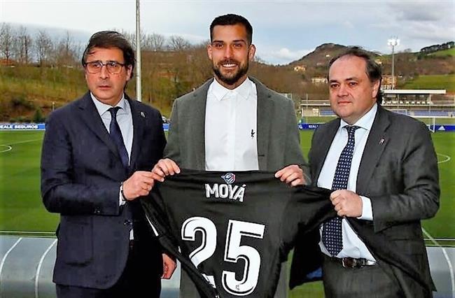 Miguel Ángel Moyá se presenta con la Real Sociedad | REAL SOCIEDAD ep miguel angel moya se presentala real sociedad