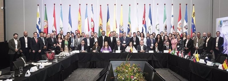 Participantes en el VI Foro Iberoamericano de la Mipyme, en Medellín (Colombia) | CEIB ep participantes en el vi foro iberoamericano de la mipyme en medellin colombia