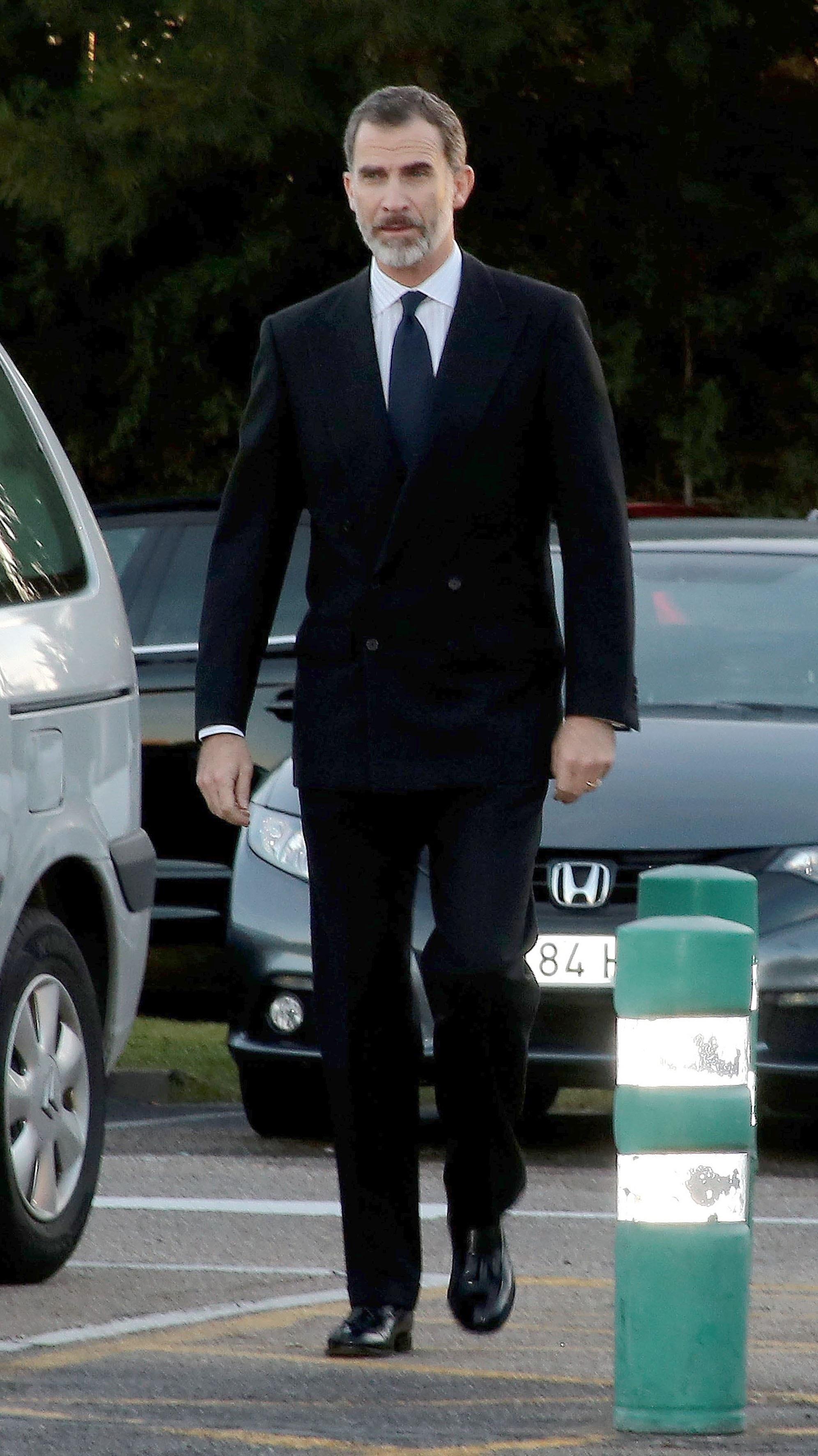Rey Felipe VI en tanatorio de Aurelio Menéndez | FOTOS: JOSEFINA BLANCO REY FELIPE VI EN TANATORIO ep rey felipe vitanatorio de aurelio menendez