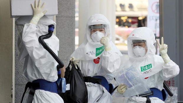ep trabajadores medicos en el hospital de dongsan en daegu corea del sur