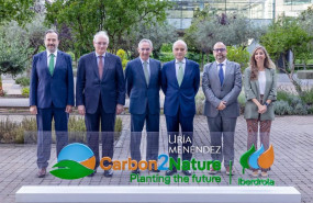 ep uria menendez y carbon2nature iberdrola firman proyecto de reforestacion en la sierra de francia