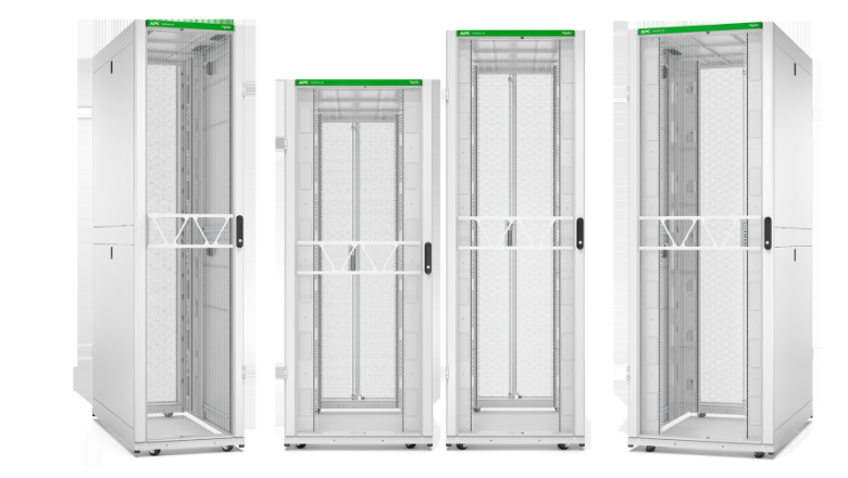 schneider electric presenta una nueva gama de productos para centros de datos de ia eficaz y aplicaciones de alta densidad png 