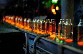 schneider electric y saint gobain colaboran en una novedosa iniciativa de automatizacin que impulsa una produccin de vidrio ms inteligente y segura jpg schneider electric y saint gobain colaboran en una novedosa iniciativa de automatizacin que impulsa una produccin de vidrio ms inteligente y segura jpg