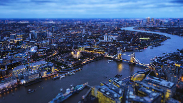 dl city of london tower bridge river thames square mile canary wharf trading finance winter cold dark lights unsplash
