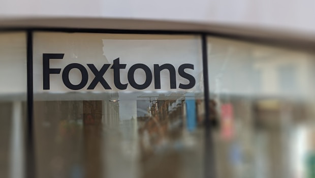 dl foxtons real estate agent property shop sign