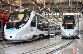 ep algunos de los nuevos trenes de ancho metrico de renfe en caf a 26 de febrero de 2024 en beasain