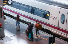 ep archivo   tren de alta velocidad en la estacion de sevilla santa justa en una imagen de archivo