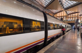 ep archivo tren de media distancia 20230221145002 ep archivo tren de media distancia 20230221145002
