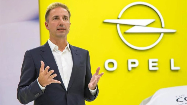 ep el consejero delegado de opel florian huettl
