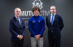 ep el golfista espanol angel ayora centro junto a luis ussia izda y tristan pasqual del pobil