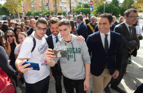 ep i-d el diputado del pp al congreso de los diputados por murcia y secretario general del partido