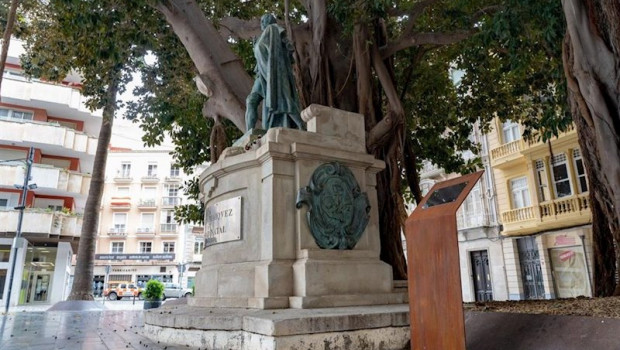 ep instalacion de la placa conmemorativa por el bicentenario isidoro maiquez
