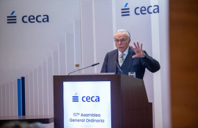 ep isidro faine presidente de ceca durante la 117 asamblea general de ceca