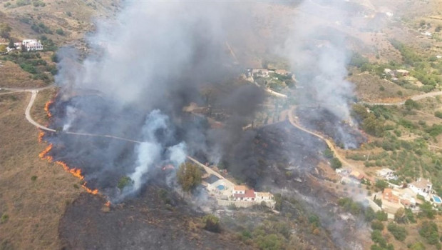 ep malaga- sucesos- declaradoincendio forestalparaje valtocadomijas