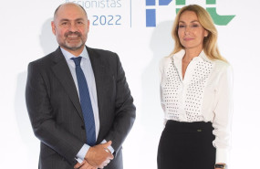 ep pablo colio y esther alcocer koplowitz ceo y presidenta de fcc en la junta de accionistas de 2022