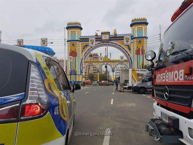 ep vehiculospolicia localbomberosla feriaabril