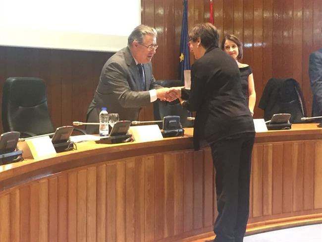 Zoido elogia a los funcionarios de prisiones con motivo de La Merced | MINITERIO DE INTERIOR ep zoido elogialos funcionariosprisionesmotivola merced