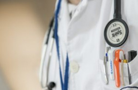 doctor-563428 1920-300x200 doctor-563428 1920-300x200