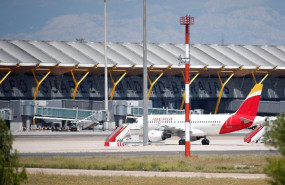 ep archivo   aviones de iberia en la terminal 4 del aeropuerto de madrid barajas adolfo suarez