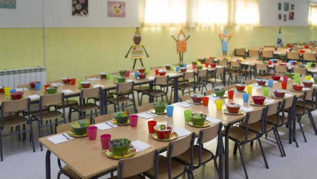 ep archivo   catering en el comedor de un colegio