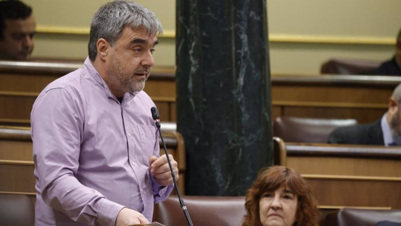 ep archivo el diputado de eh bildu mikel otero interviene durante una rueda de prensa posterior a ep archivo el diputado de eh bildu mikel otero interviene durante una rueda de prensa posterior a