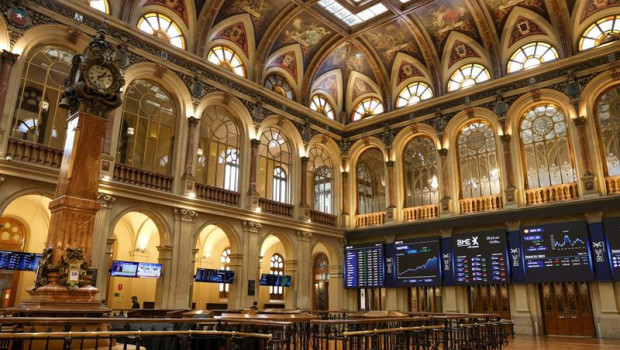 ep archivo   estado de la bolsa de madrid a 28 de julio de 2025 en madrid espana el ibex 35 cotizaba