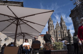 ep archivo la terraza de un bar en la plaza del obradoiro en santiago de compostela ep archivo la terraza de un bar en la plaza del obradoiro en santiago de compostela
