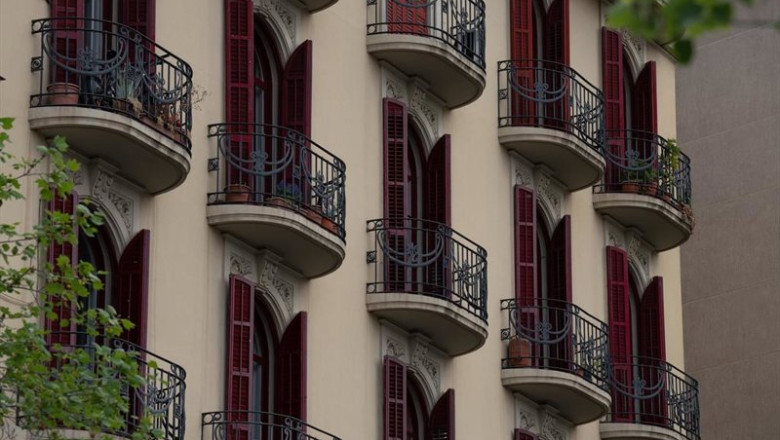 ep archivo   uno de cada tres espanoles teme sufrir un robo en su casa y un 37 que la ocupen segun