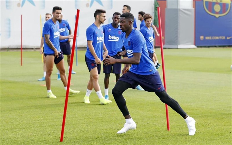 ep dembele entrenando con el barcelona