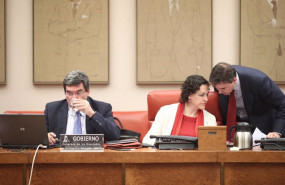 ep el ministro de inclusion seguridad social y migraciones jose luis escriva y la presidenta de la