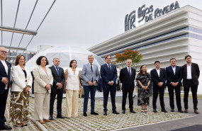 ep el presidente de la xunta alfonso rueda y otras autoridades en la inauguracion de la nueva planta