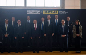 ep el rey felipe vi y jose luis bonet en alimentaria hostelco