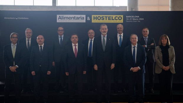 ep el rey felipe vi y jose luis bonet en alimentaria hostelco