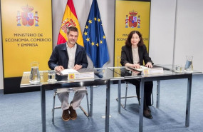 ep el secretario de estado de economia israel arroyo y la presidenta del consejo general del