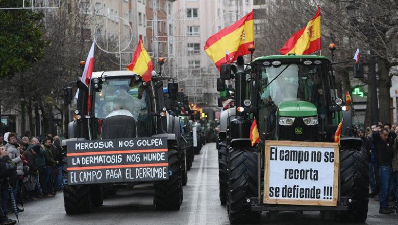 Foto de archivo de la tractorada en Santander el 9 de enero | NACHO CUBERO-EUROPA PRESS ep foto de archivo de la tractorada en santander el 9 de enero