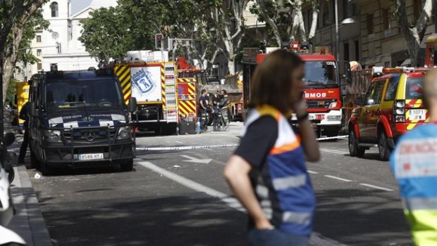ep imageneslos bomberosmadridedificiosederrumbado